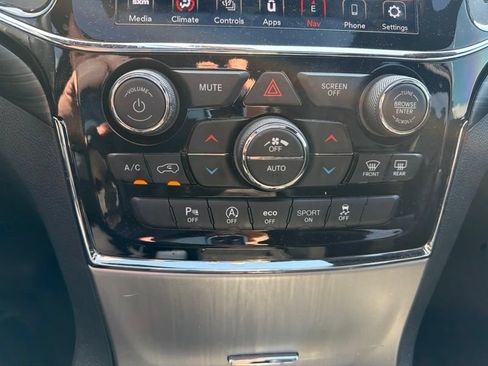 Used 2021 Jeep Grand Cherokee Laredo X AWD/4WD image 20