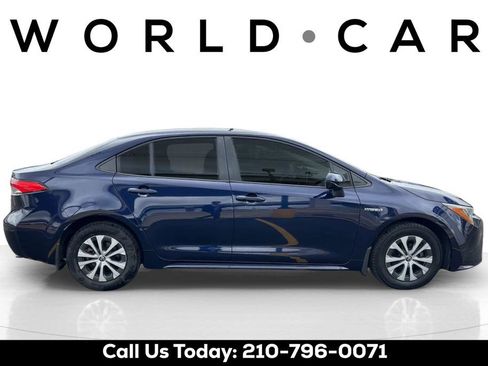 Used 2020 Toyota Corolla LE FWD image 8