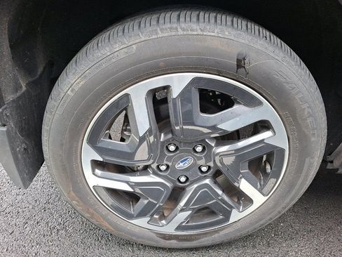 Certified 2025 Subaru Forester Limited image 7