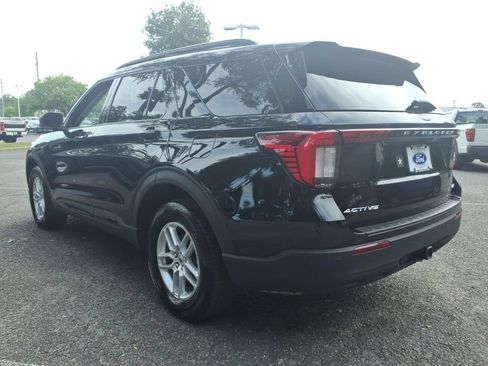 Used 2026 Ford Explorer Active AWD/4WD image 4