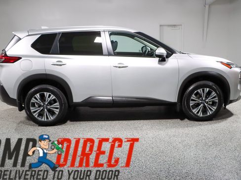 Used 2023 Nissan Rogue SV FWD image 6