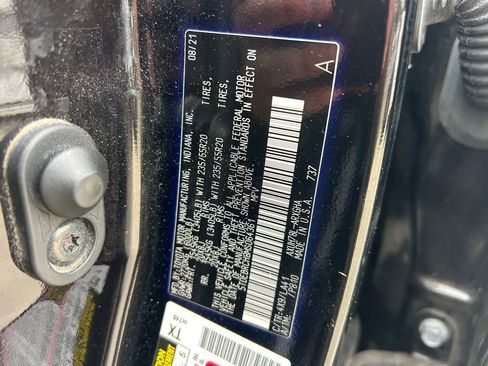 Used 2021 Toyota Highlander Platinum image 10