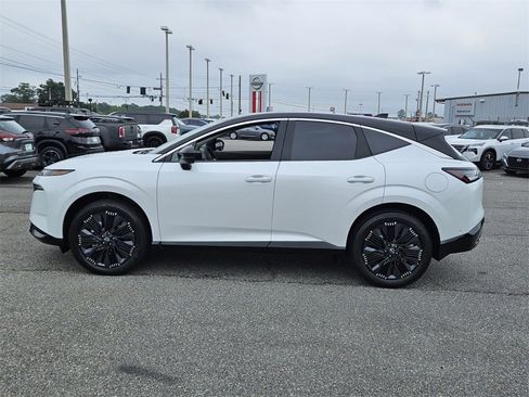 New 2025 Nissan Murano Platinum w/ Cargo Package image 2