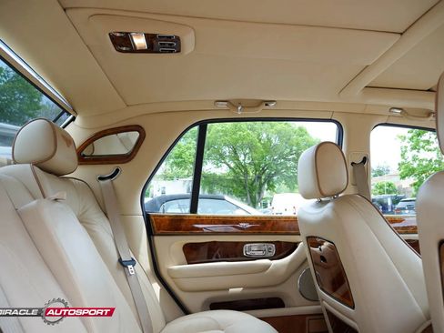 Used 2005 Bentley Arnage RL RWD image 40