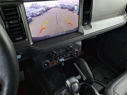 Certified 2025 Ford Bronco Badlands image 16