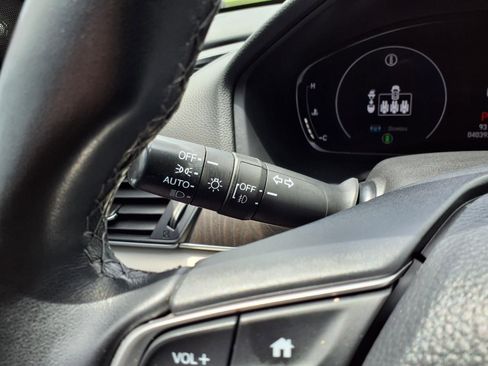 Used 2022 Honda Accord EX-L image 18
