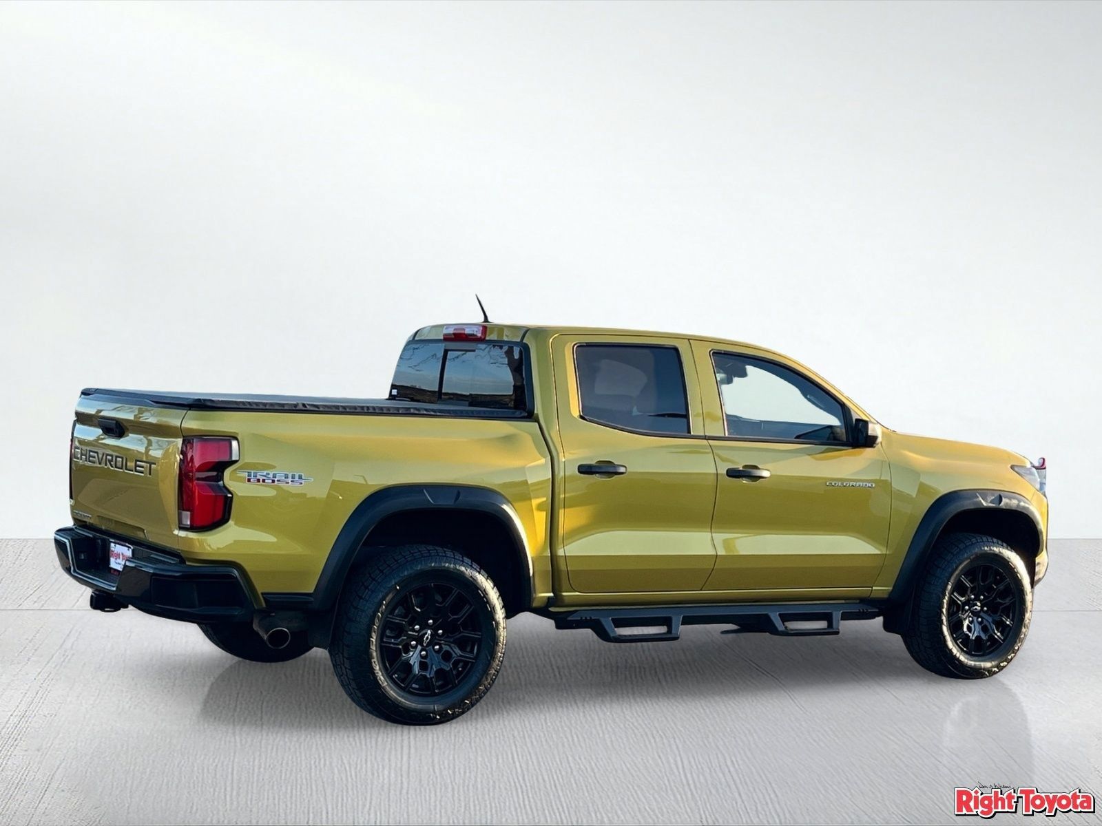 Used 2023 Chevrolet Colorado Trail Boss AWD/4WD image 5