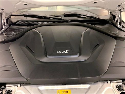 Certified 2023 BMW i4 eDrive35 RWD image 9