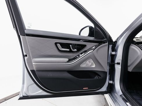 Used 2025 Mercedes-Benz S 63 AMG S image 5