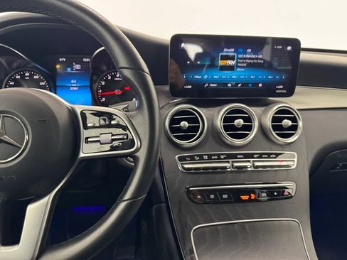 Certified 2022 Mercedes-Benz GLC 300 image 24