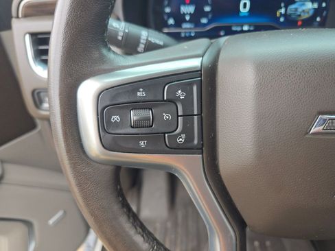 Used 2022 Chevrolet Tahoe Z71 w/ Luxury Package image 15