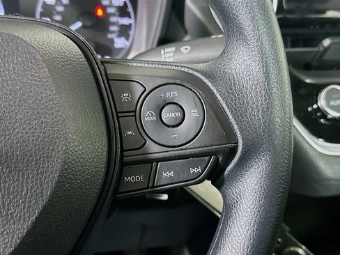 Used 2023 Toyota Corolla LE image 17