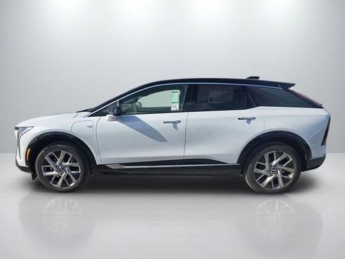 New 2026 Cadillac Optiq Luxury 1 RWD image 8
