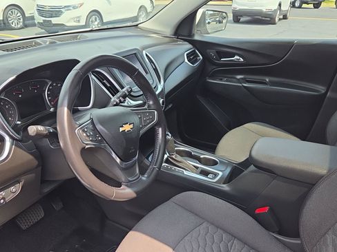 Used 2020 Chevrolet Equinox LT FWD image 8