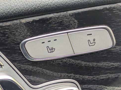 Used 2020 Mercedes-Benz E 350 Sedan image 52