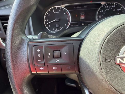 Used 2024 Nissan Rogue SV AWD/4WD image 32
