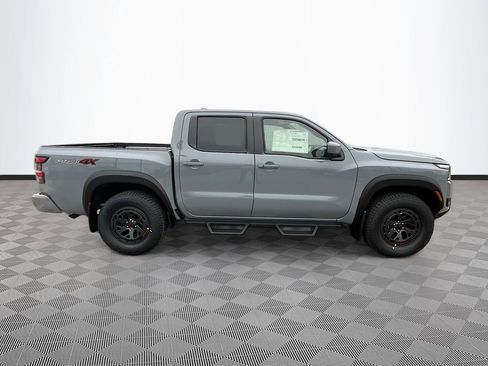 New 2026 Nissan Frontier PRO-4X w/ Pro-4x Convenience Package image 8