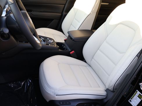 New 2025 MAZDA CX-5 AWD 2.5 S w/ Preferred Package image 41