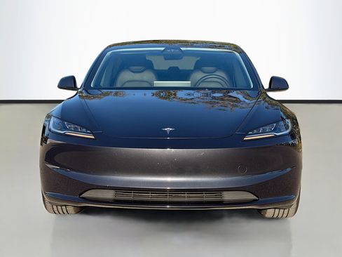 Used 2025 Tesla Model 3 Long Range image 8