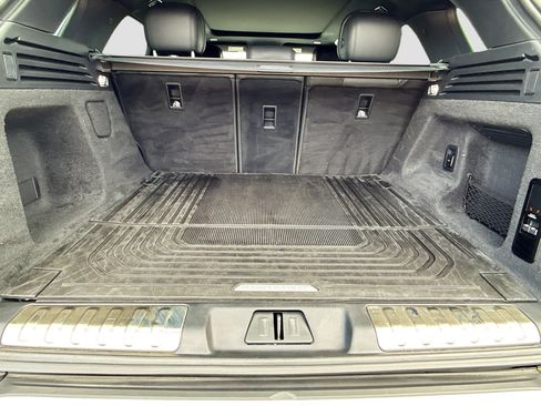 Used 2025 Land Rover Range Rover Sport Dynamic SE image 11