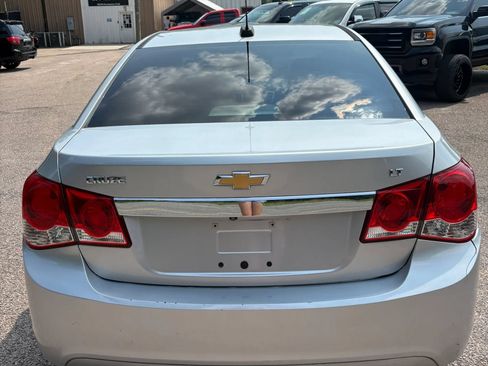 Used 2016 Chevrolet Cruze LT FWD image 5