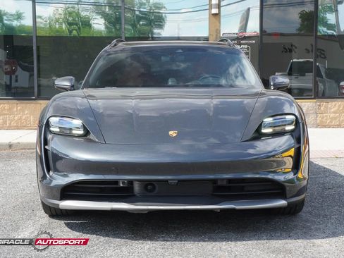 Used 2022 Porsche Taycan 4 Cross Turismo AWD/4WD image 2