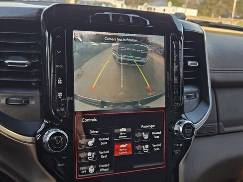 Used 2020 RAM 1500 Laramie image 26