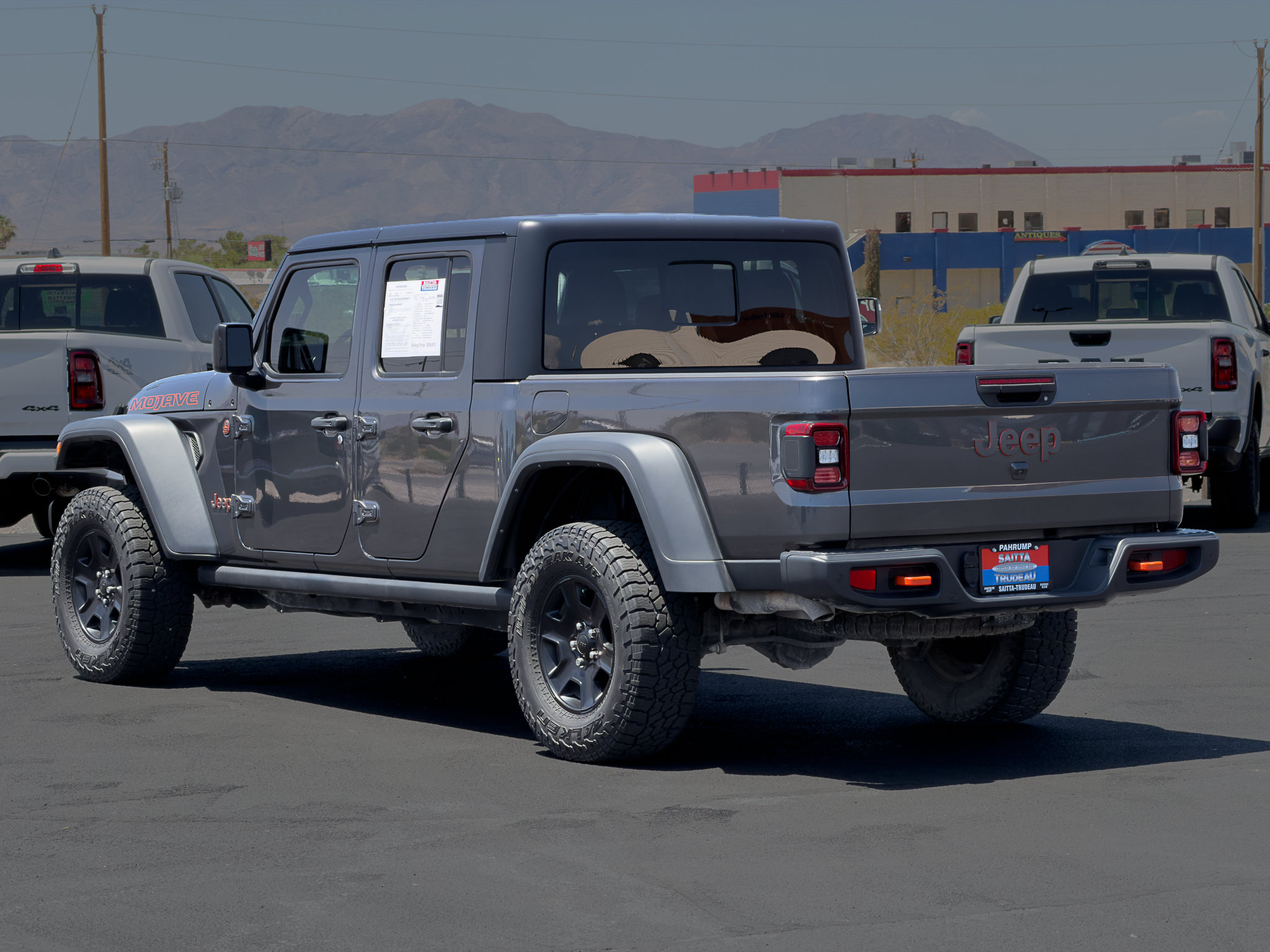 Used 2022 Jeep Gladiator Mojave w/ LED Lighting Group AWD/4WD image 3