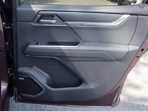 New 2025 GMC Acadia Elevation w/ Elevation Premium Package image 21