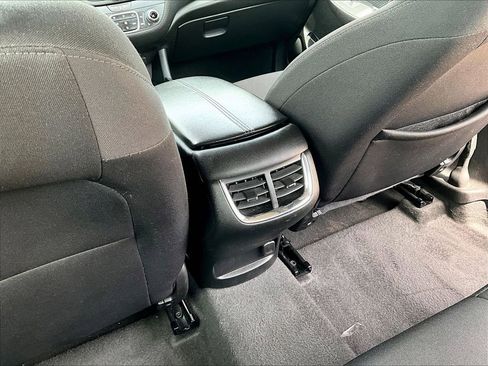 Used 2024 Chevrolet Malibu LT FWD image 12