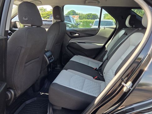Certified 2020 Chevrolet Equinox LS FWD image 10