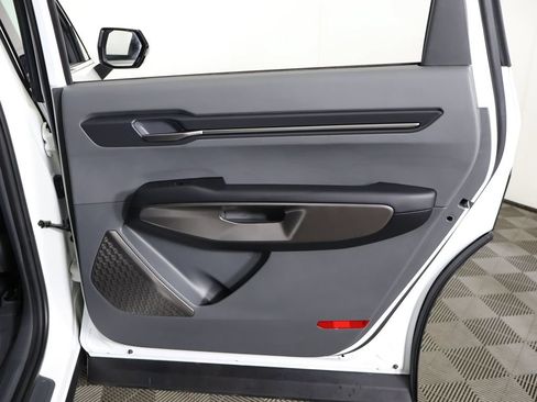 Used 2024 Kia EV9 Light RWD image 27