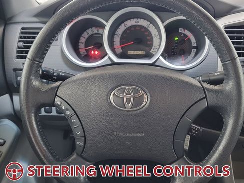 Used 2011 Toyota Tacoma 4x4 Double Cab image 18