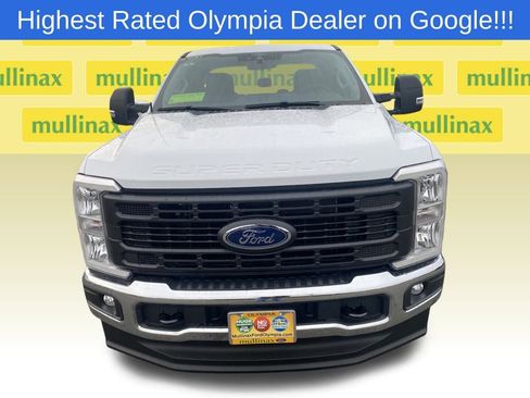 New 2026 Ford F250 XL w/ XL Chrome Package image 10