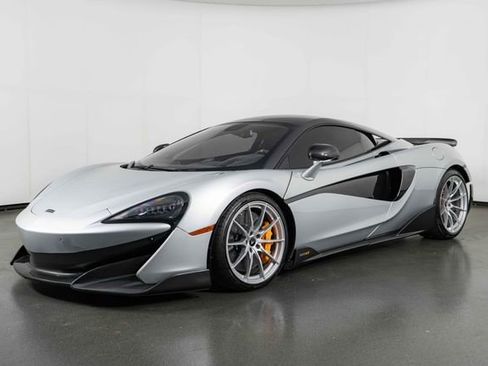 Used 2019 McLaren 600LT RWD image 4