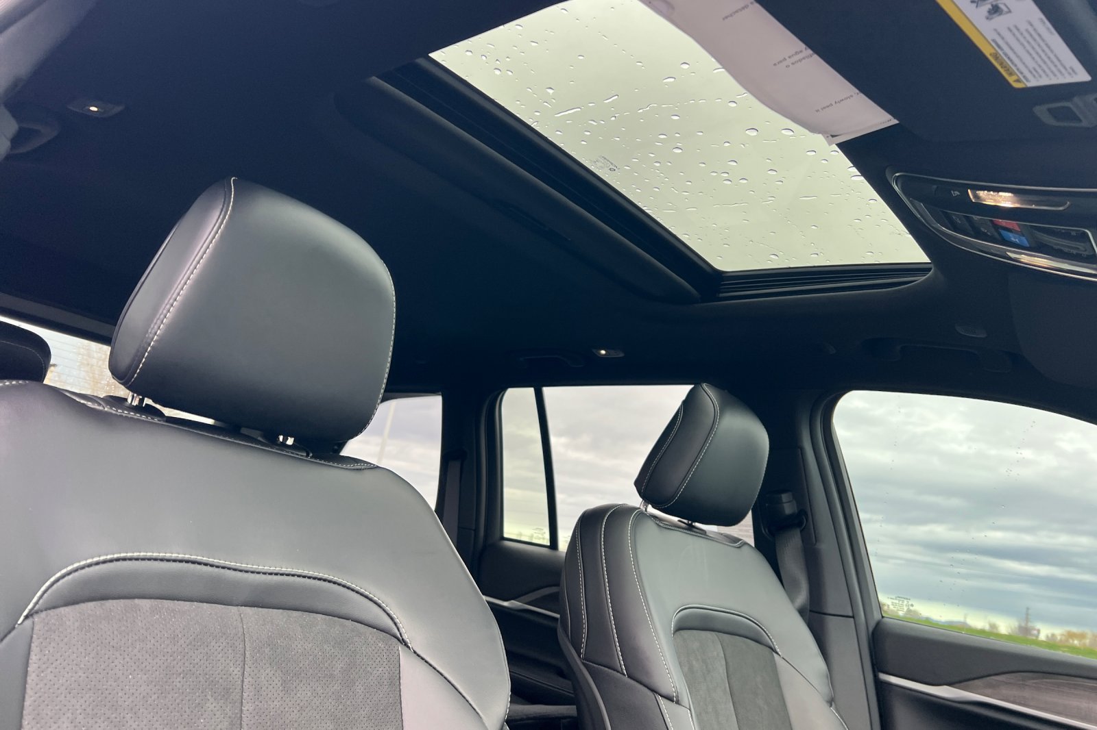 New 2026 Jeep Grand Cherokee Altitude AWD/4WD image 15