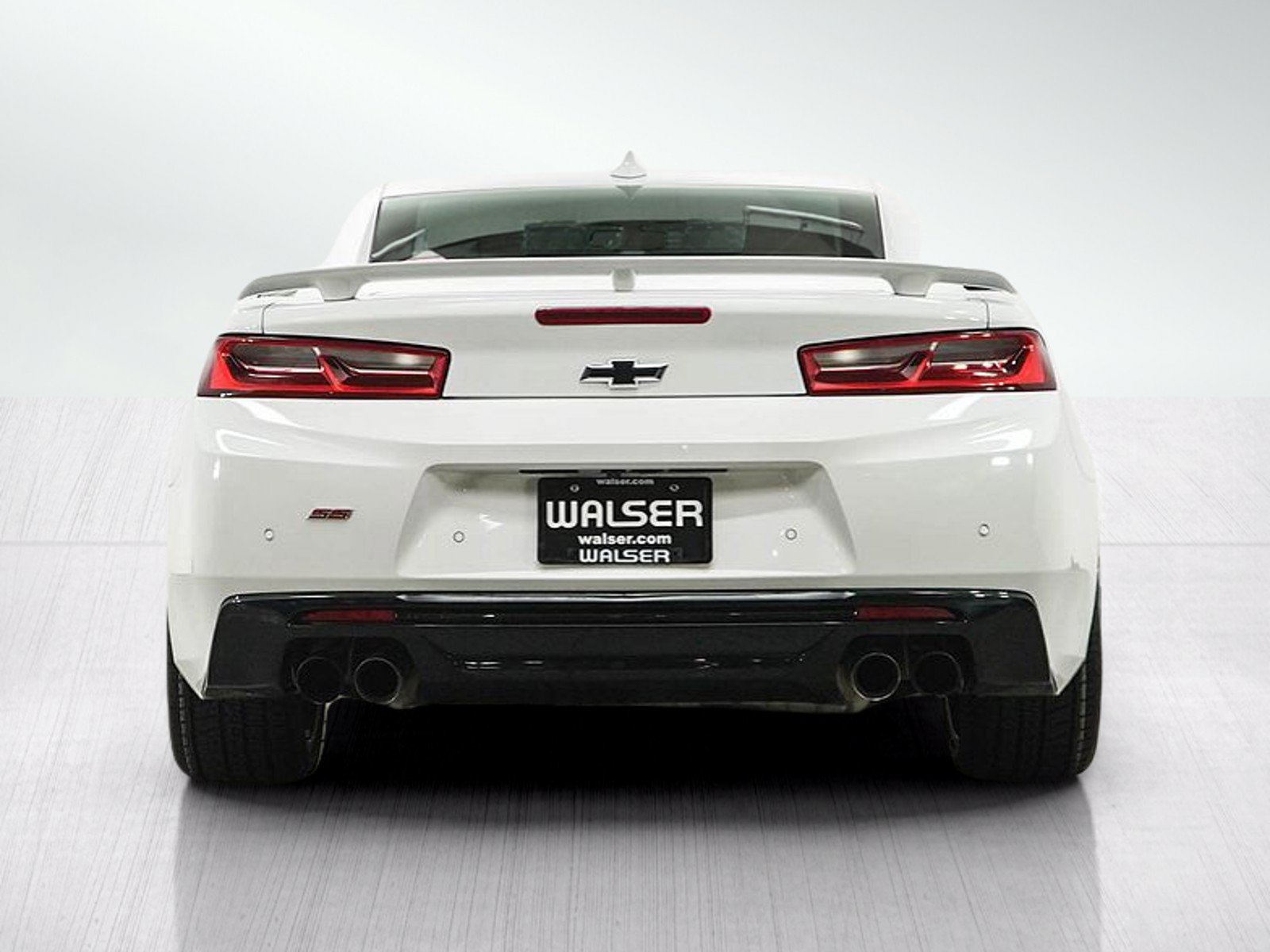 Used 2017 Chevrolet Camaro SS RWD image 4