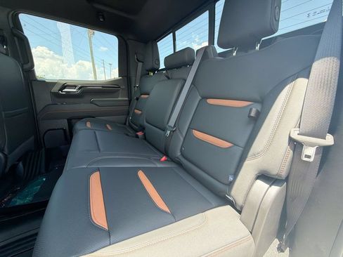 New 2026 GMC Sierra 1500 AT4 w/ AT4 Premium Package AWD/4WD image 33