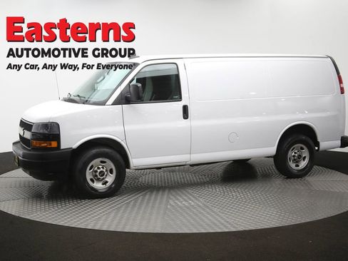 Used 2021 Chevrolet Express 2500 RWD image 50