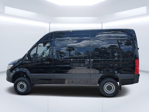 New 2025 Mercedes-Benz Sprinter 2500 image 6