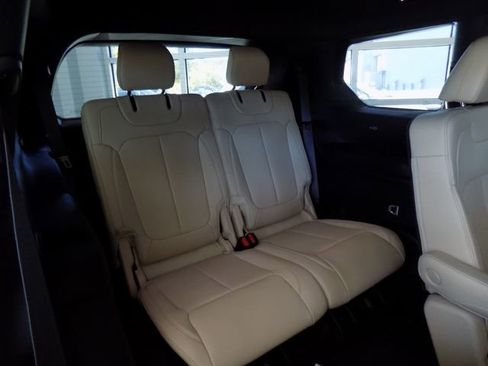 Certified 2023 Jeep Grand Cherokee L Limited image 14