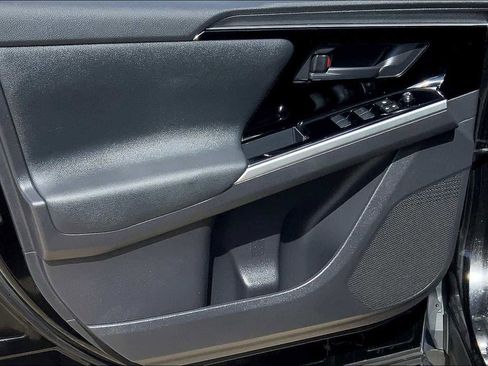 Used 2023 Toyota bZ4X XLE image 37