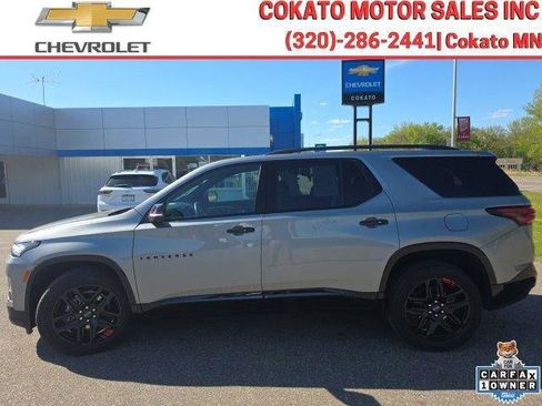Used 2023 Chevrolet Traverse Premier w/ Redline Edition AWD/4WD image 4