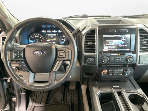 Used 2015 Ford F150 XLT w/ Equipment Group 302A Luxury AWD/4WD image 10