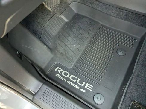 Used 2026 Nissan Rogue Rock Creek image 32