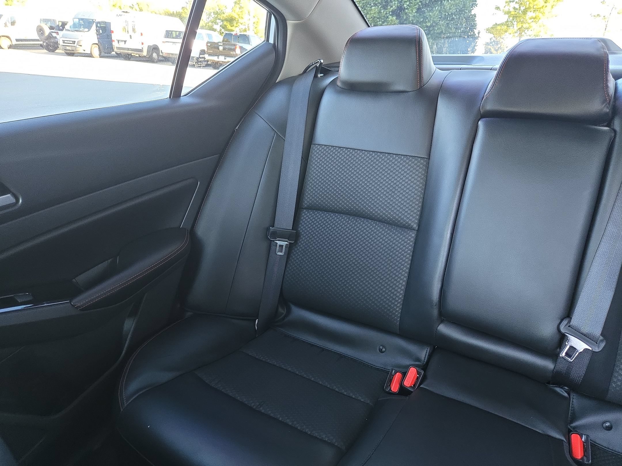 Used 2025 Nissan Altima 2.5 SR AWD/4WD image 12