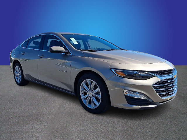 Used 2025 Chevrolet Malibu LT FWD image 3