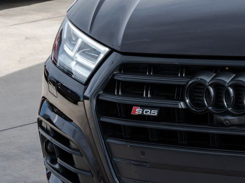 Used 2020 Audi SQ5 Prestige w/ Prestige Package image 7