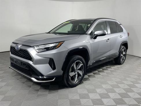 Certified 2024 Toyota RAV4 SE image 2