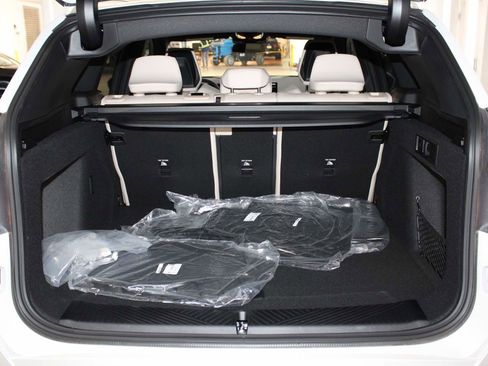 Used 2025 BMW X3 xDrive30i w/ Convenience Package image 8